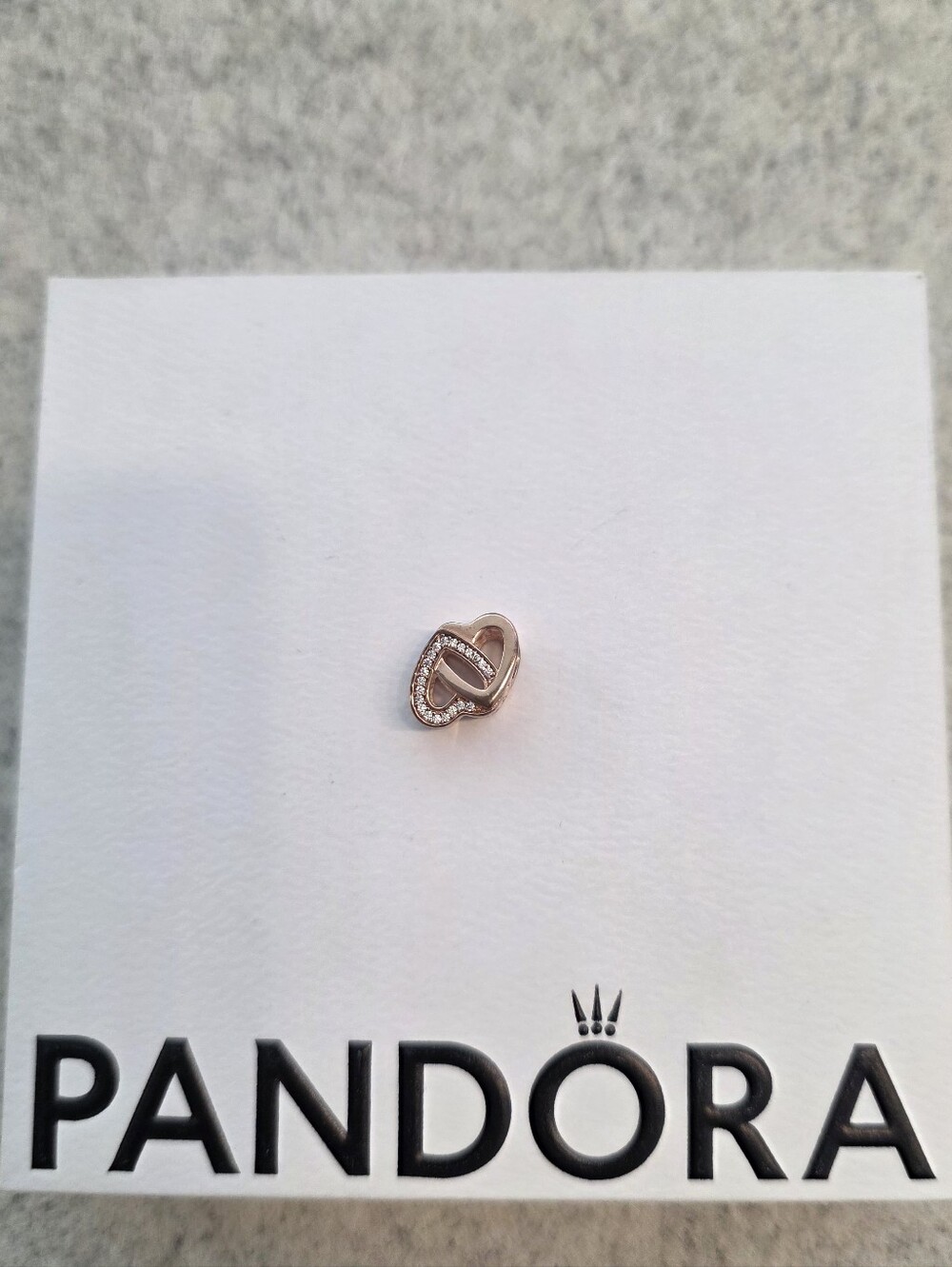 PANDORA Rose interlocked hearts charm with clear cubic zirconia - Picture 2 of 7